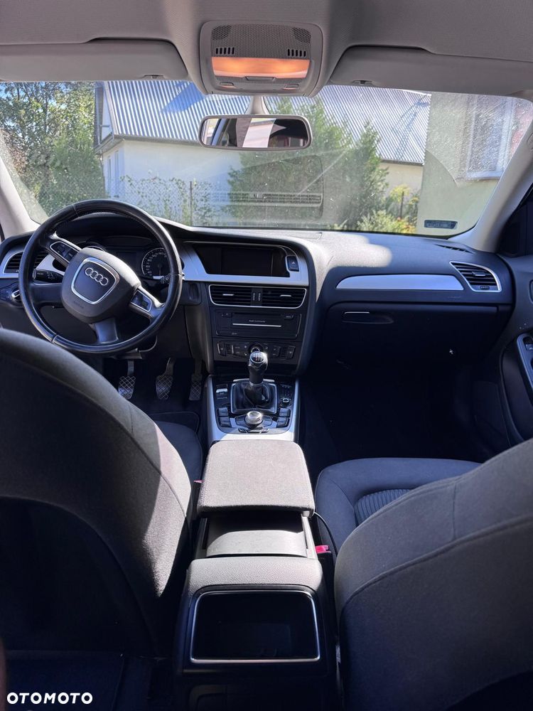 Audi A4 Avant 2.0 TDI - 15