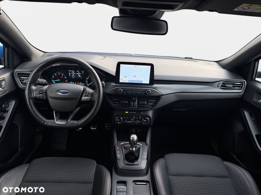 Ford Focus - 12