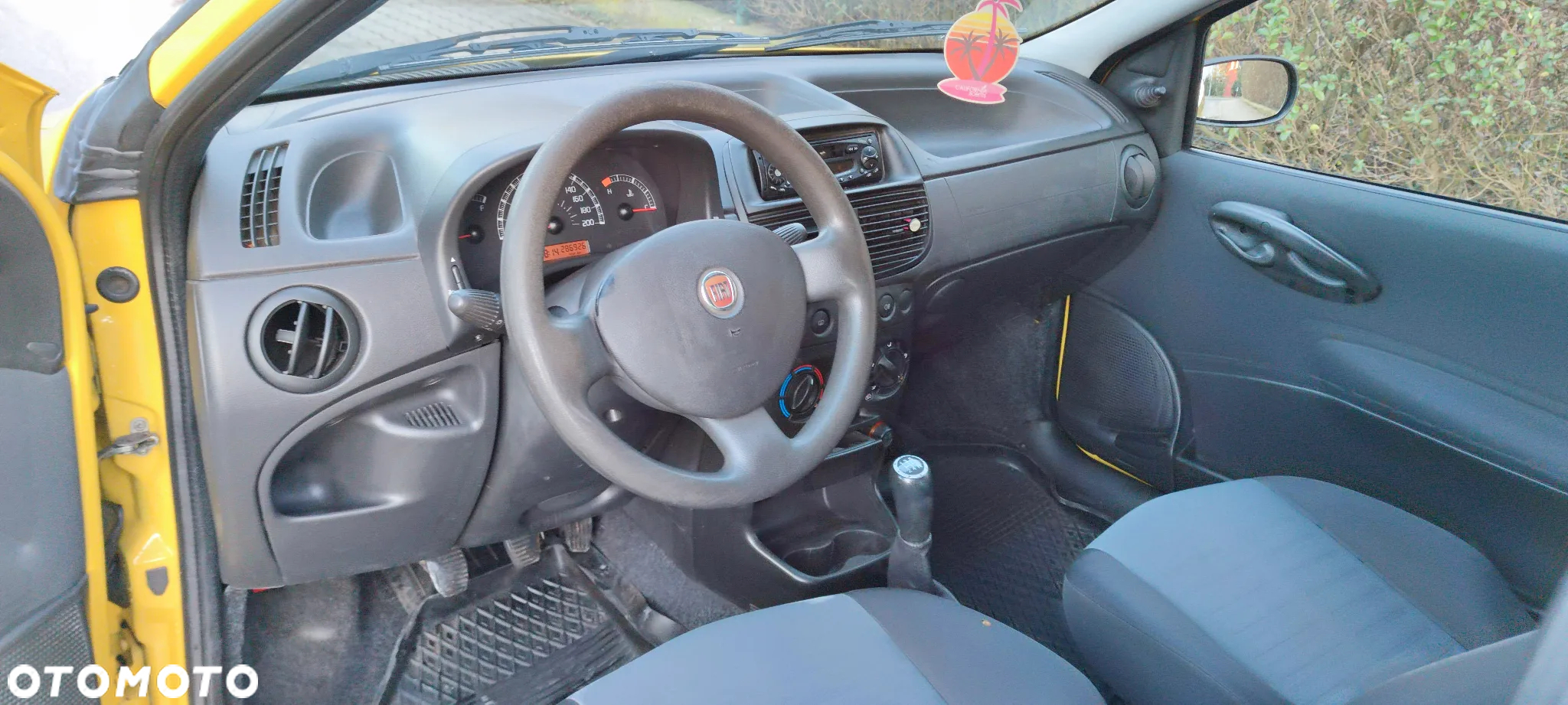 Fiat Punto - 5