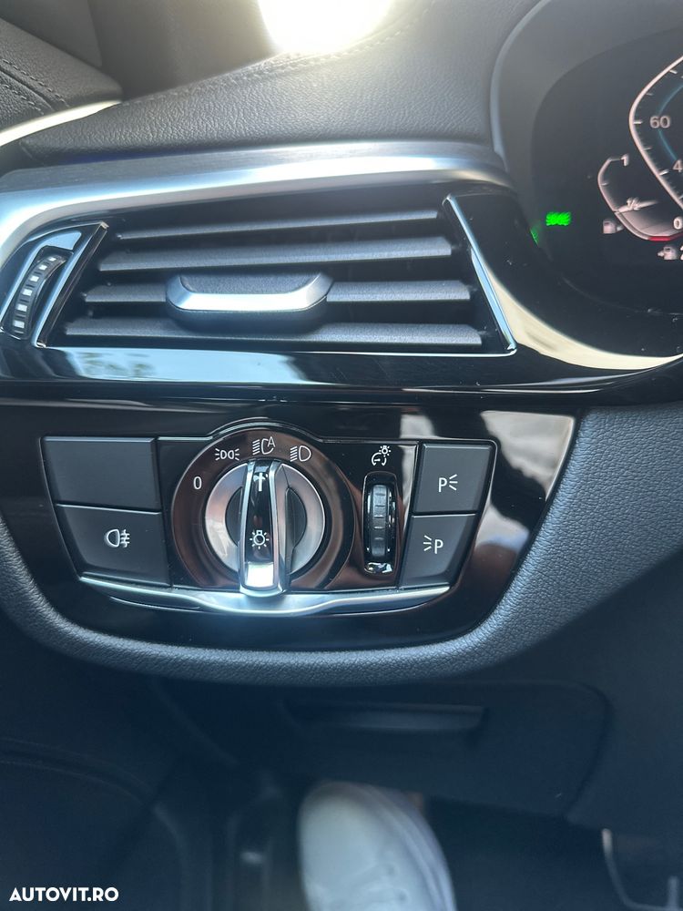 BMW Seria 5 530i Aut. M Sport Edition - 15