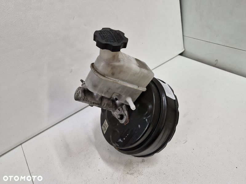 hyundai tucson i 1 2.0 b serwo hamulcowe pompa 58500-2e400 eu - 1