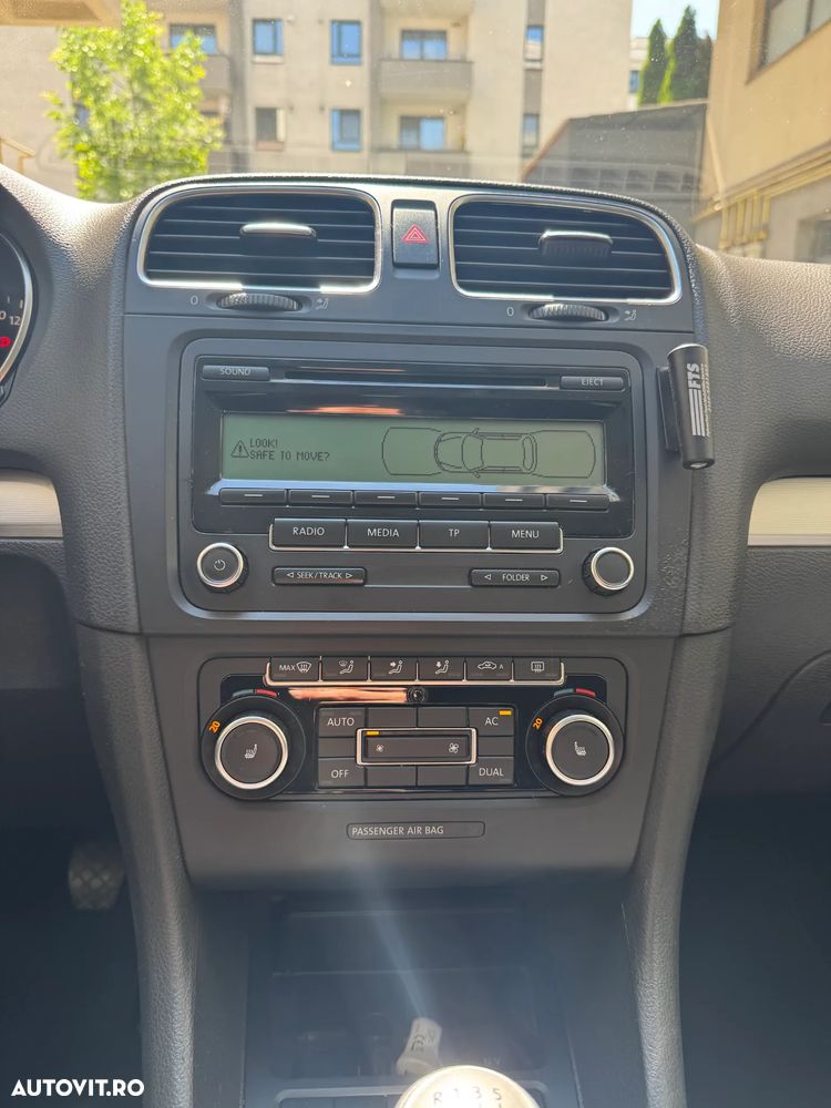 Volkswagen Golf 1.6 TDI DPF BlueMotion Technology Comfortline - 6