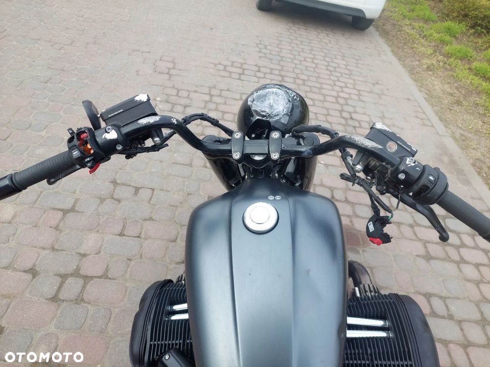 BMW R - 22