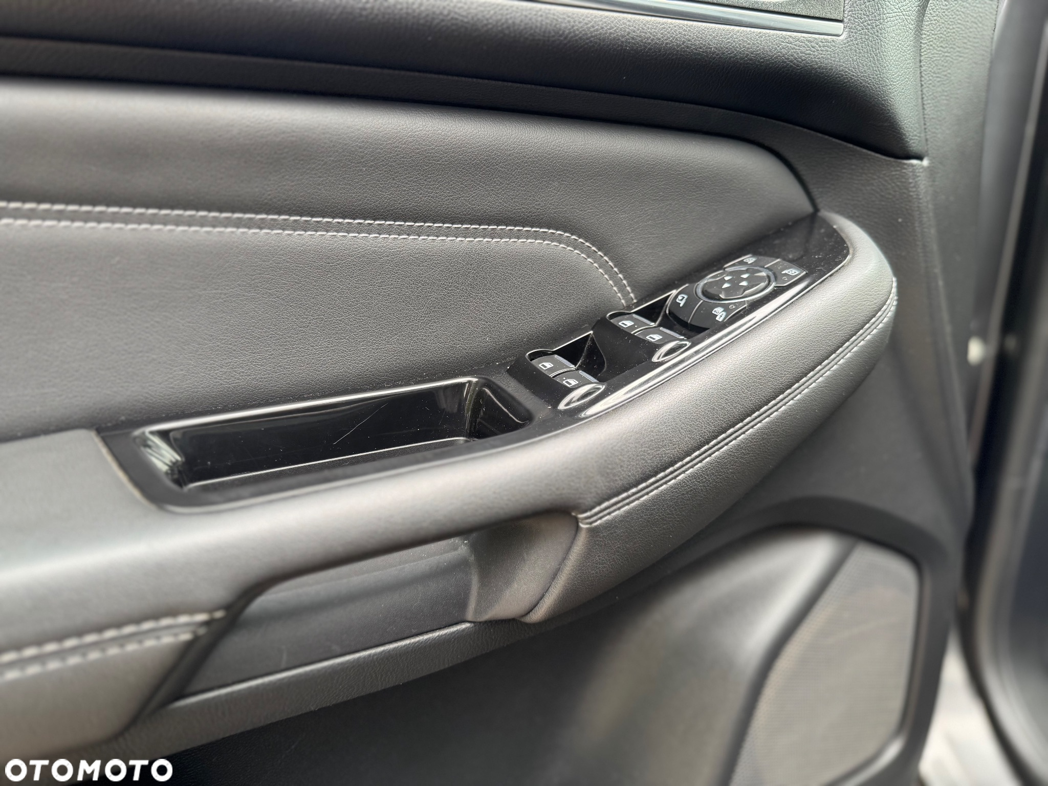 Ford S-Max - 18