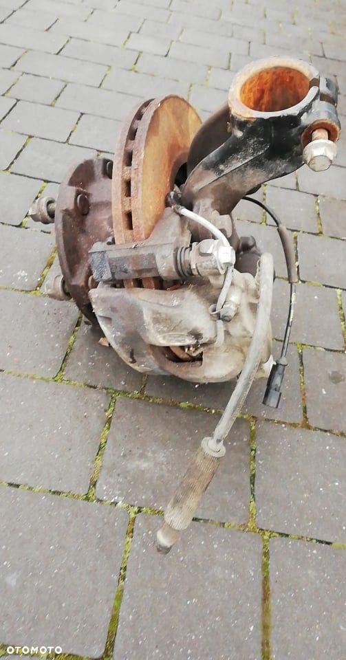Piasta zwrotnica prawa noga FORD TRANSIT MK8 BLIŻNIAK i napęd tylni - 2