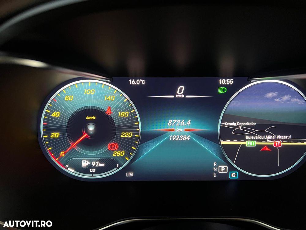 Mercedes-Benz GLC 220 d 4MATIC 9G-TRONIC AMG Line - 24