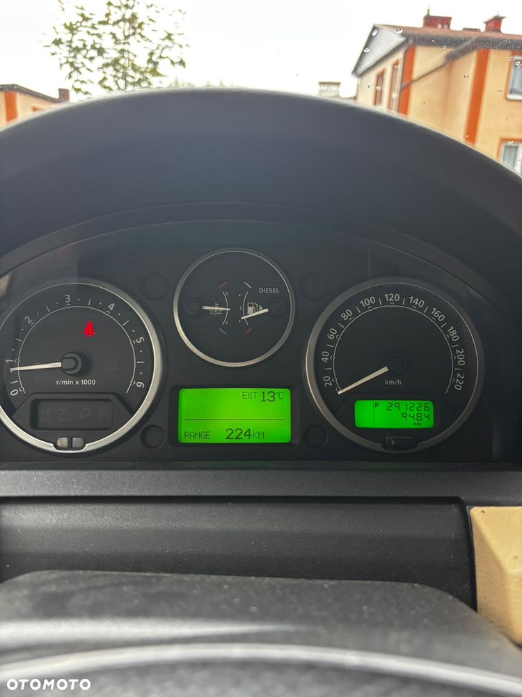 Land Rover Discovery TD V6 HSE - 6