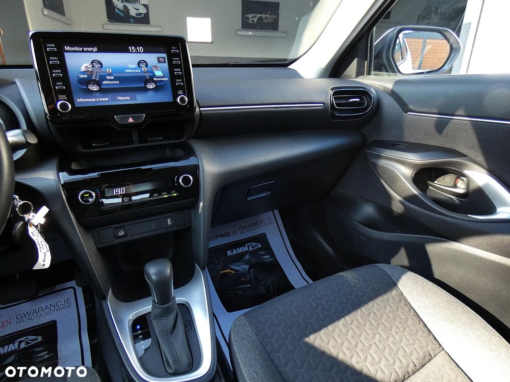 Toyota Yaris Cross Hybrid 1.5 Comfort 4x4 - 38