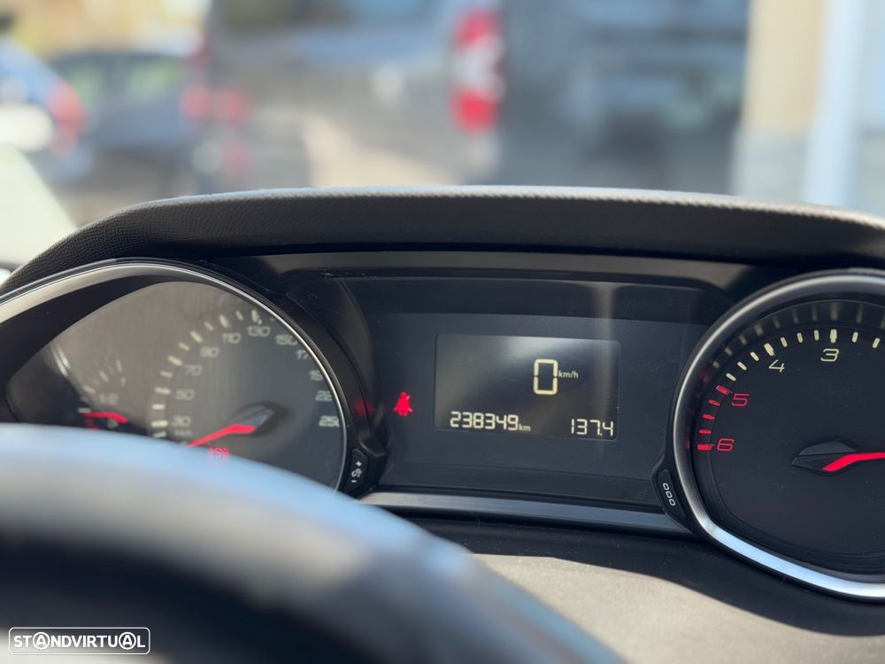 Peugeot 308 SW 1.6 BlueHDi Allure - 13
