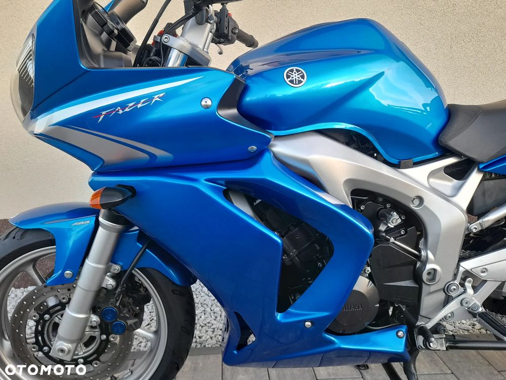 Yamaha FZ6 - 31