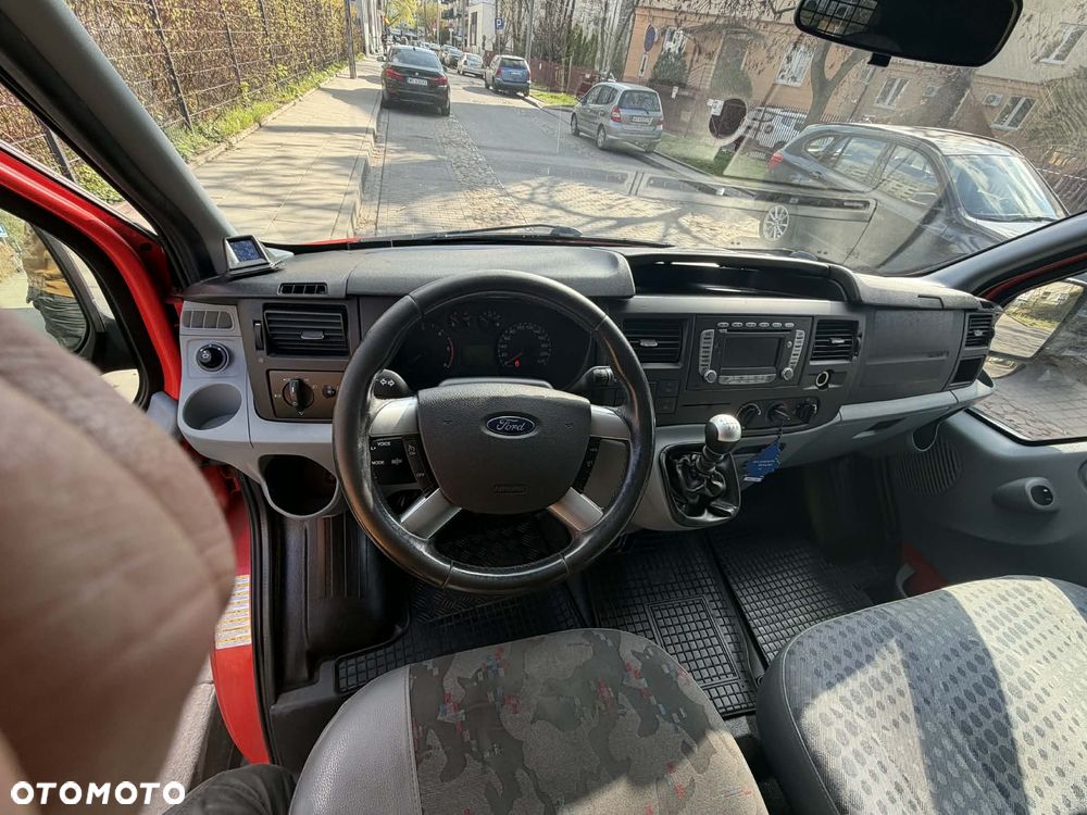 Ford Transit - 6