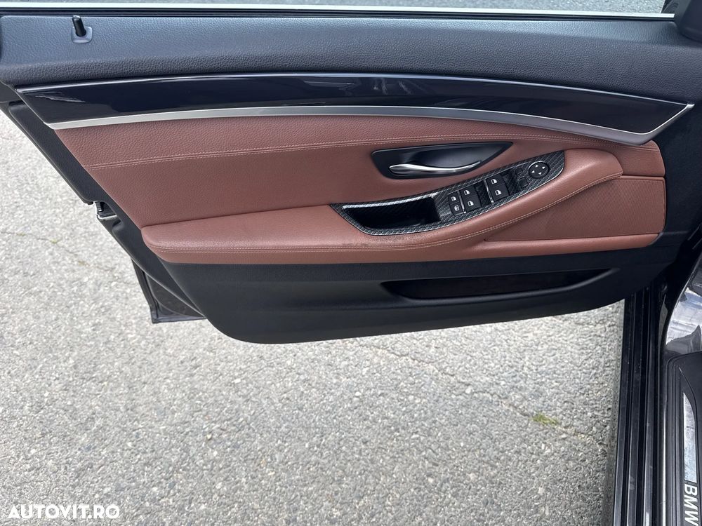 BMW Seria 5 525d xDrive Aut. - 15
