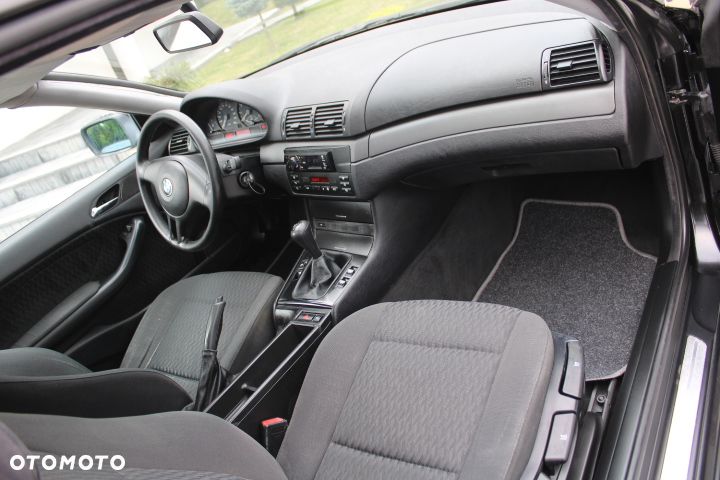 BMW Seria 3 - 18
