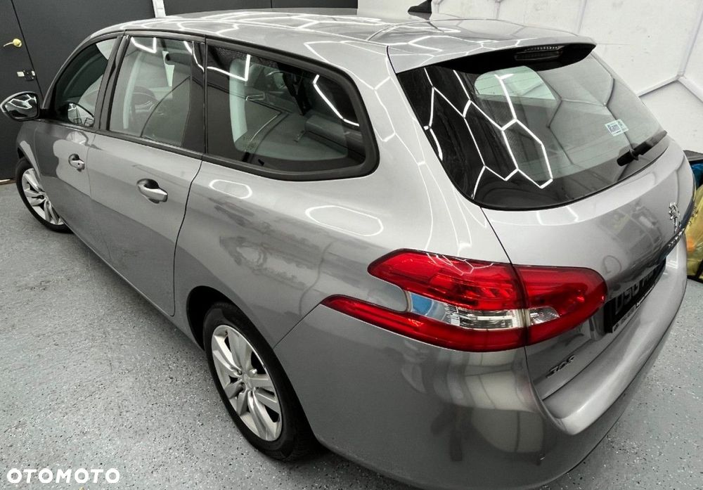 Peugeot 308 - 16
