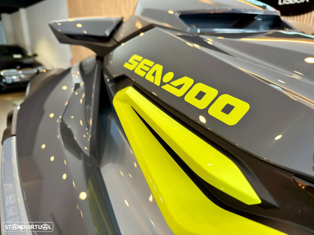 Sea-Doo RXT-X 325 RS - 13