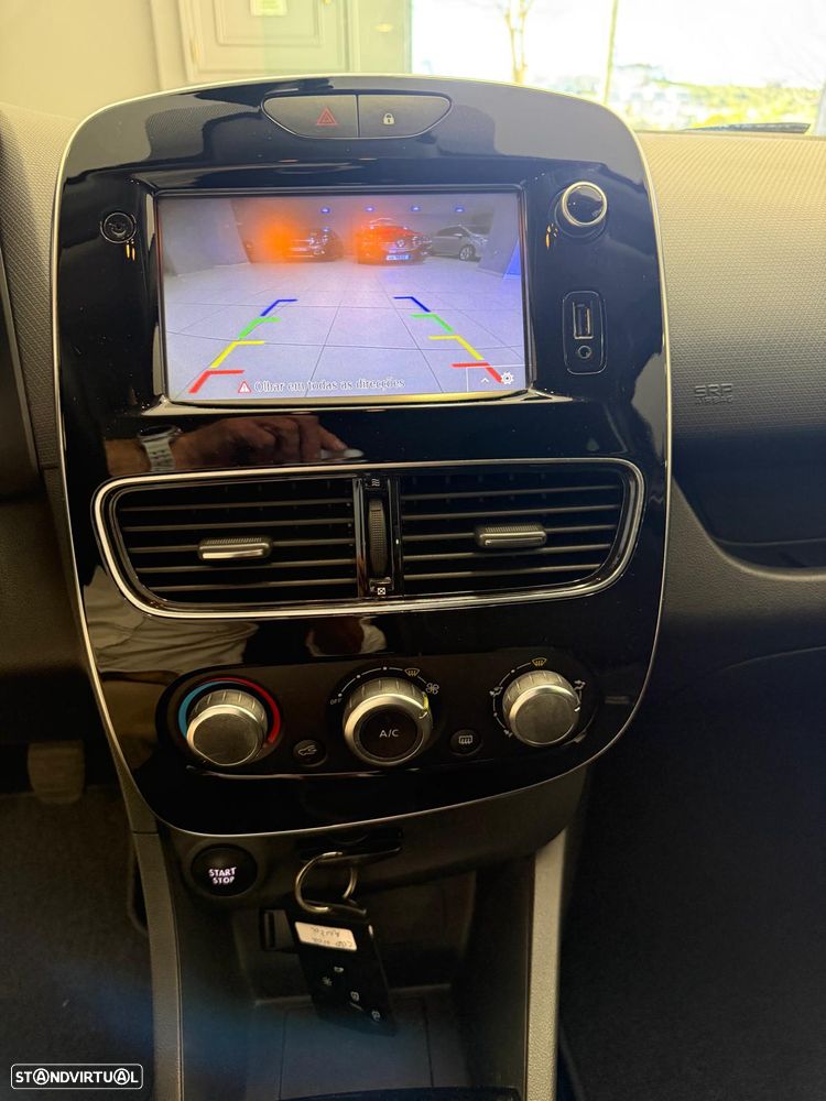 Renault Clio 0.9 TCe Limited Edition - 9