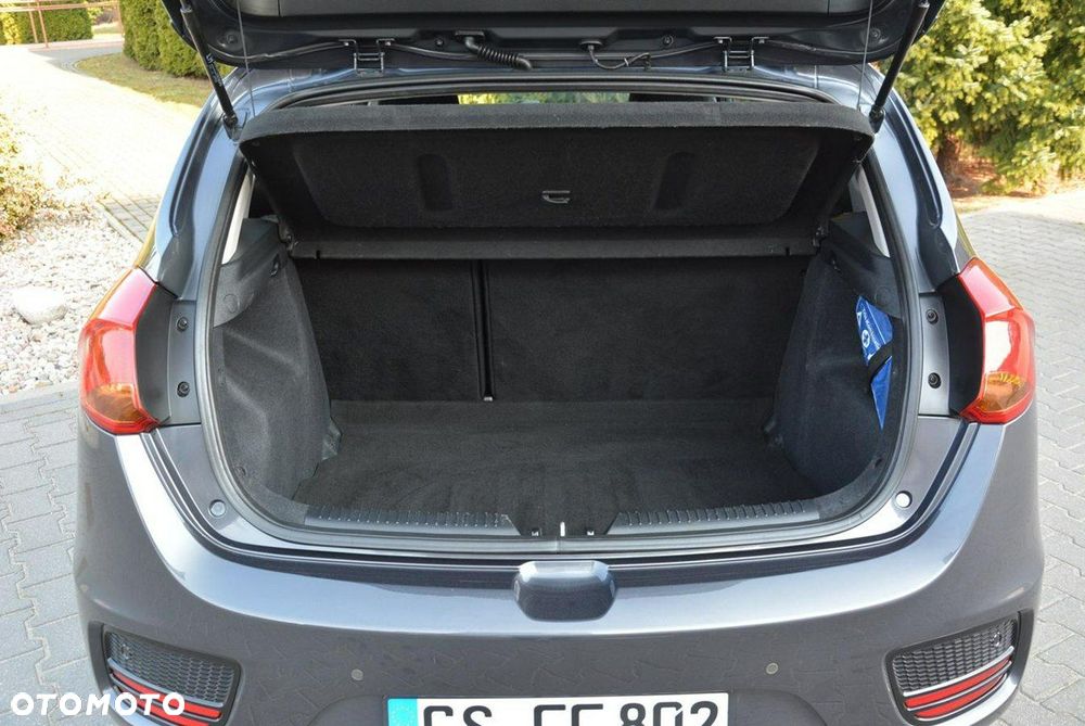 Kia Ceed 1.4 CVVT Attract - 37