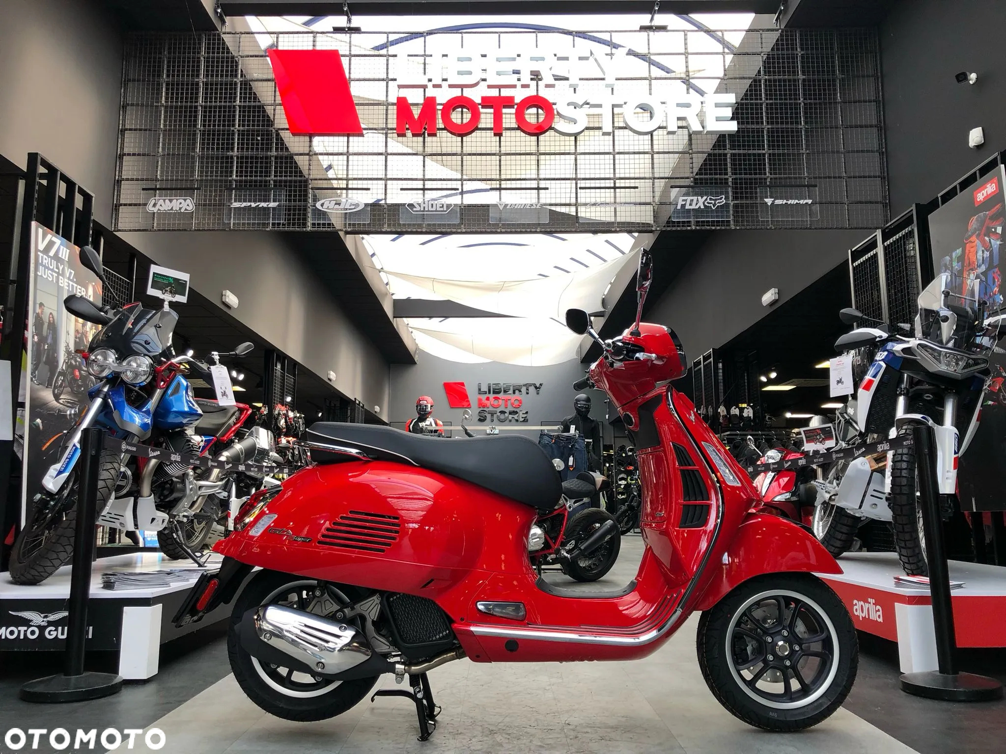 Vespa GTS - 2