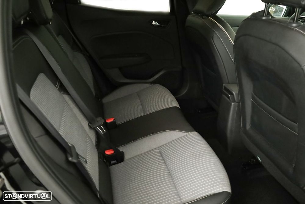 Renault Clio 1.0 TCe Techno Bi-Fuel - 23