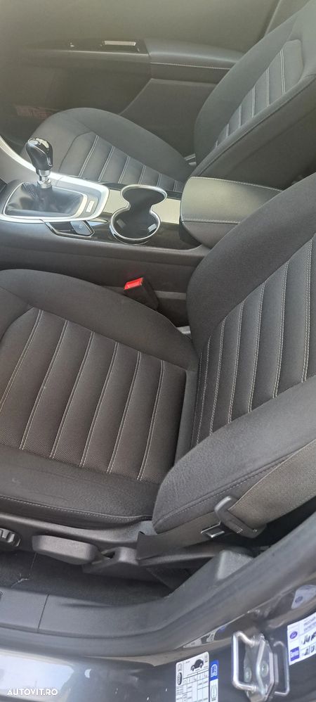 Ford Mondeo 1.5 TDCi ECOnetic Start-Stopp Titanium - 8