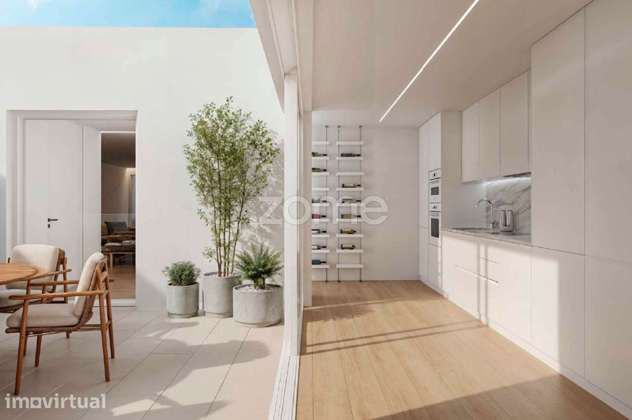 Apartamento T4 - Brito Capelo 1023 - Grande imagem: 3/16