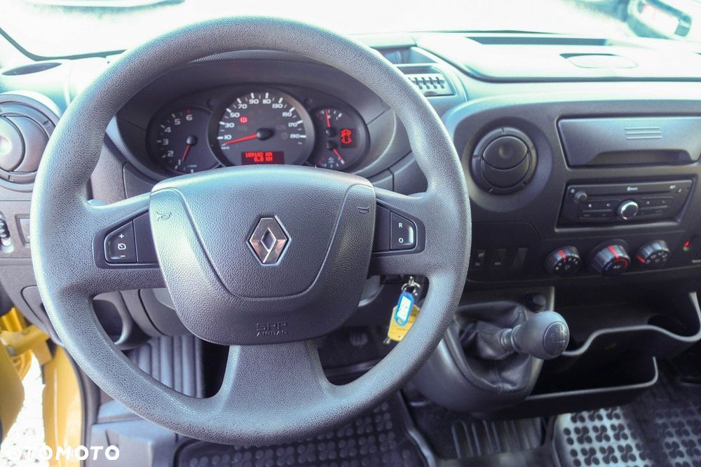 Renault Master - 24