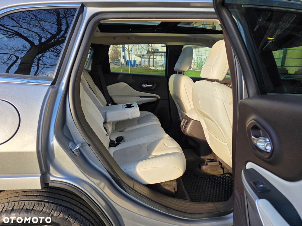 Jeep Cherokee 3.2 V6 Active Drive I Limited - 33