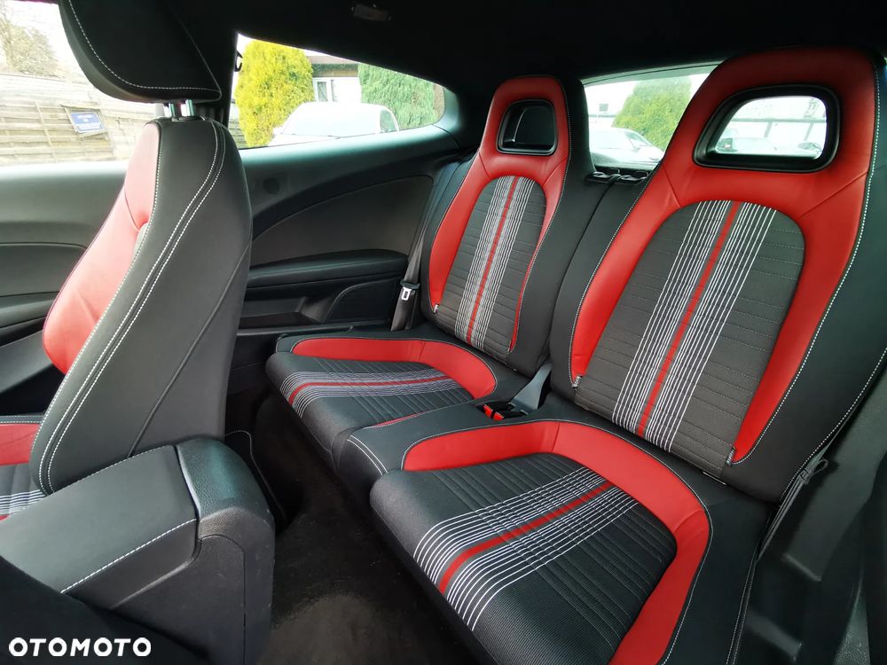 Volkswagen Scirocco 2.0 TSI Match - 12