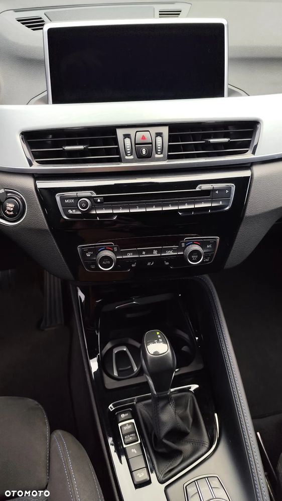 BMW X1 xDrive20d M Sport - 8
