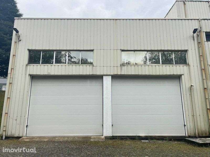 Armazém para Arrendamento de 142 m² em Famalicão - Grande imagem: 3/3