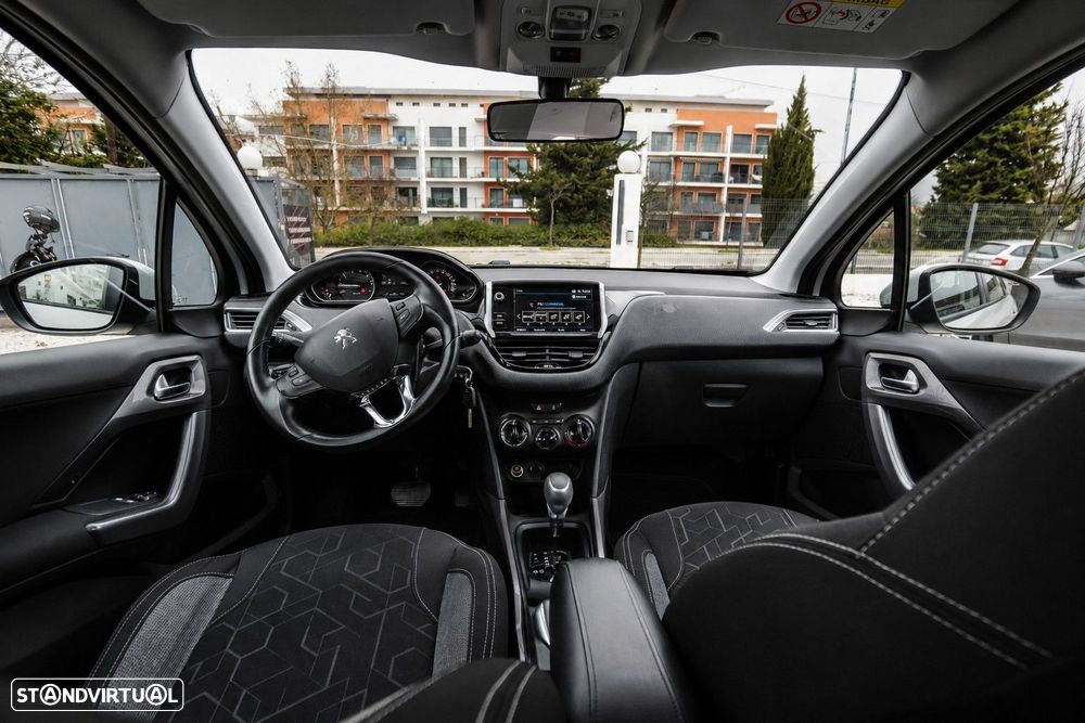 Peugeot 2008 - 7