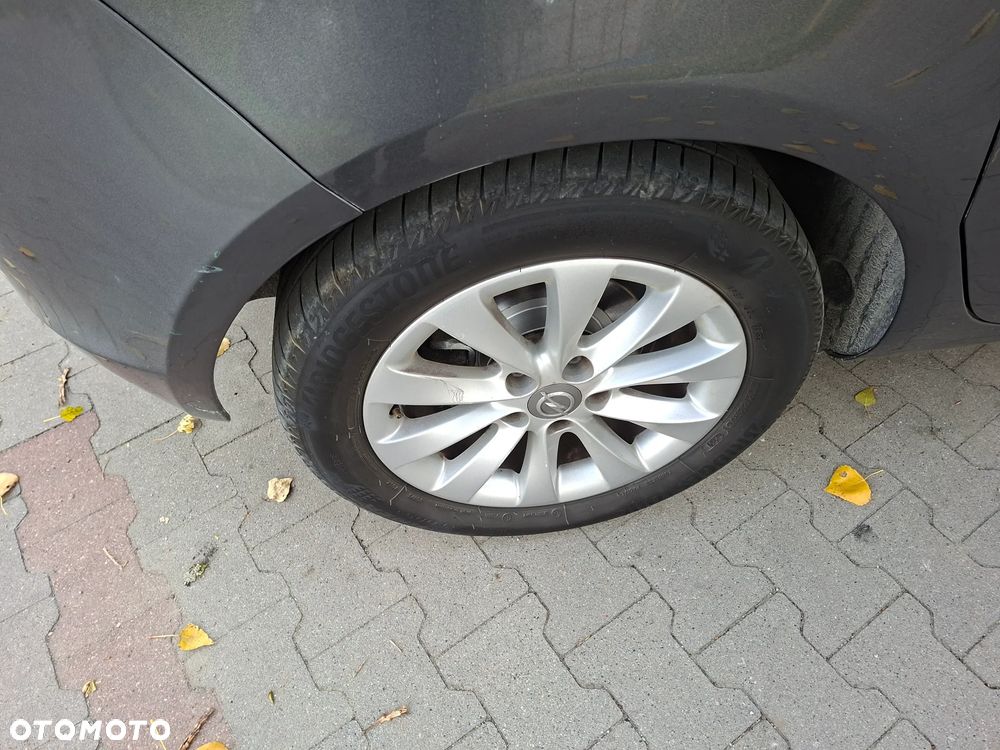 Opel Meriva - 18