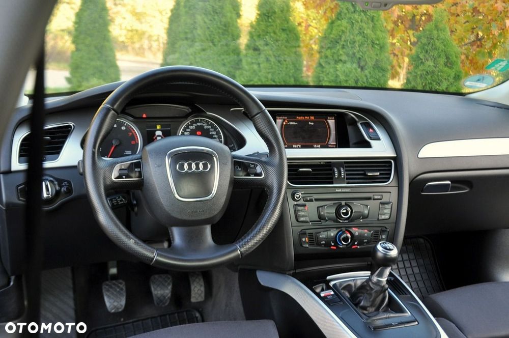 Audi A4 Limousine - 29