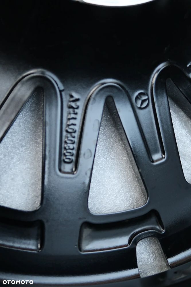 S3 Felga Aluminiowa Mercedes A2144010800 9,5x21et51 - 5