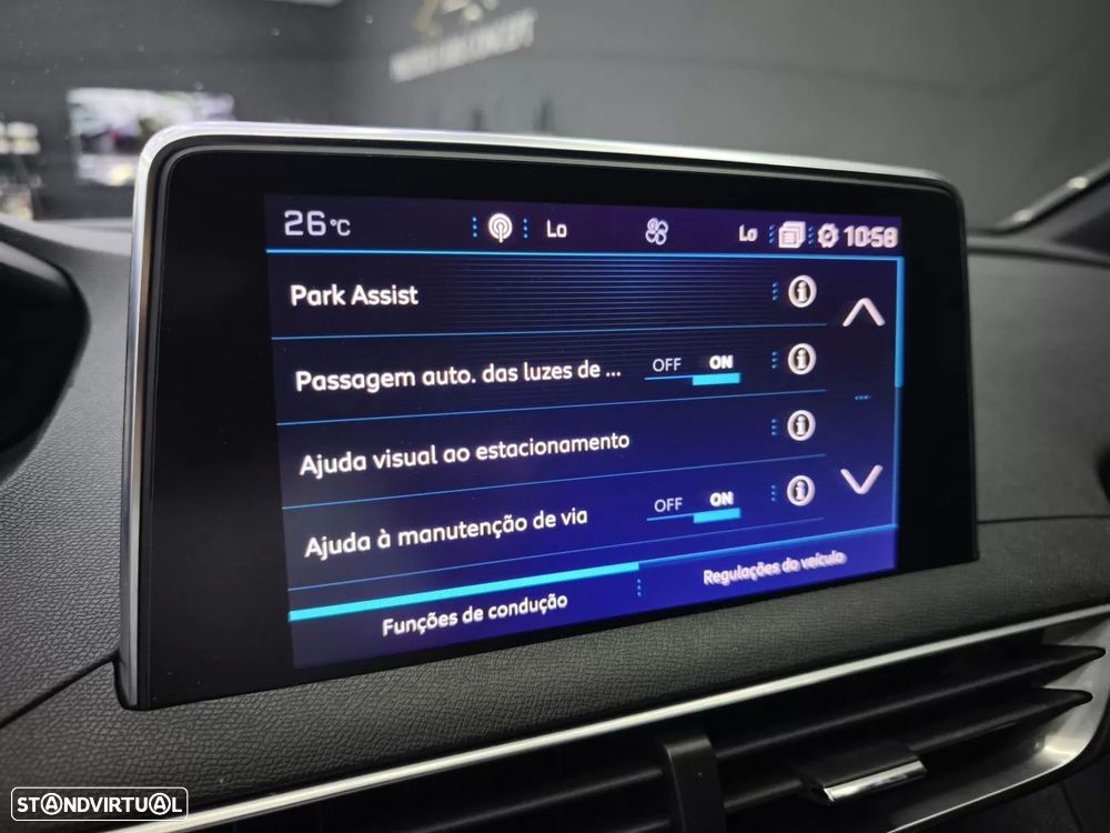 Peugeot 3008 1.6 BlueHDi GT Line — fotografia 33