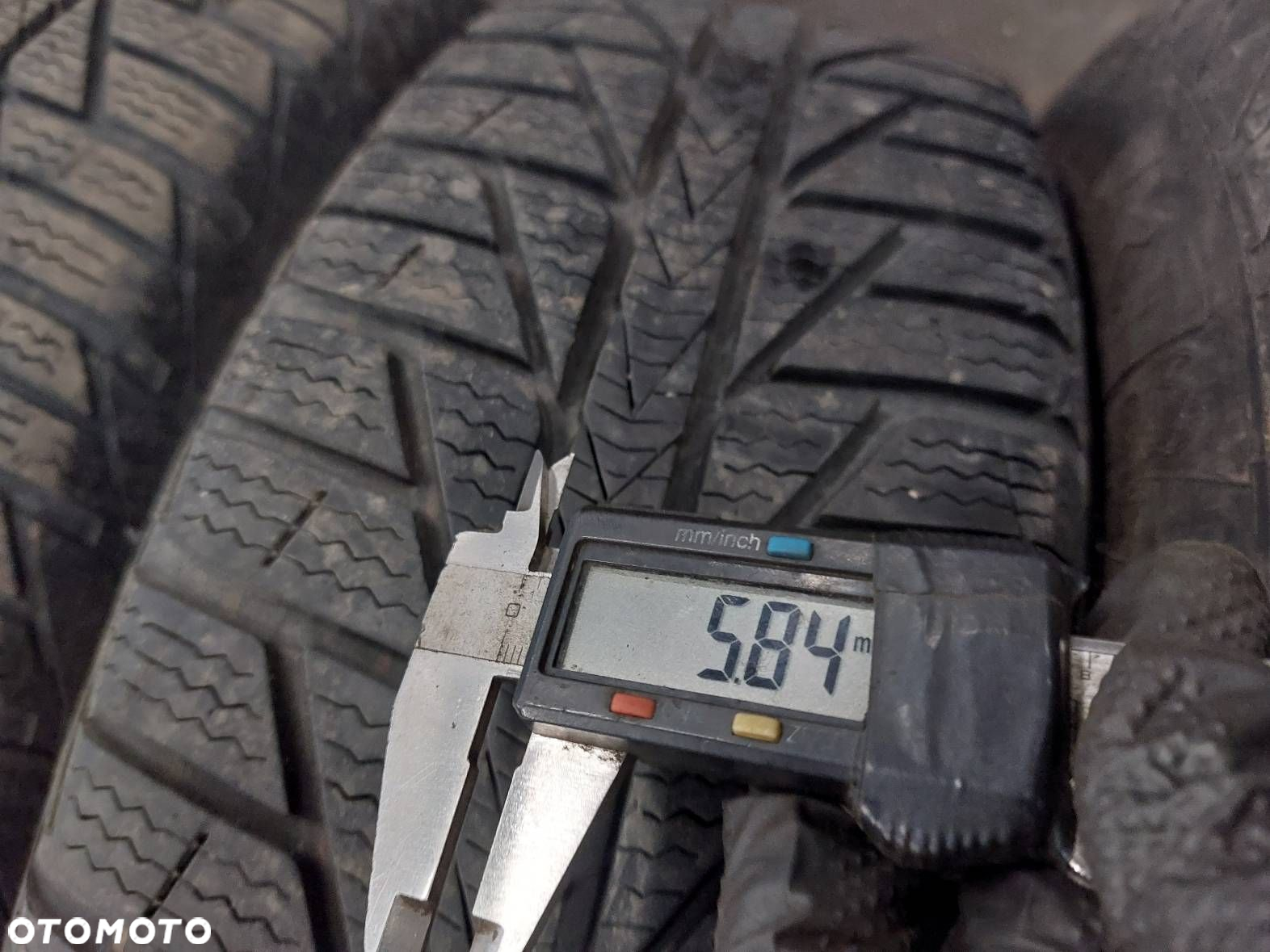 KOŁA KOMPLET FELGI OPONY ZIMOWE 4x108 6Jx15 185/65R15 FORD FOCUS MK1 - 13