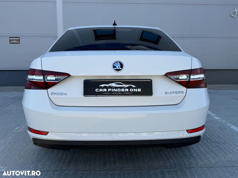 Skoda Superb 2.0 TDI DSG Style - 26