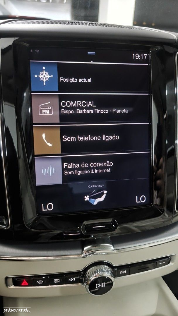 Volvo XC 60 2.0 T8 PHEV Momentum Plus AWD - 43