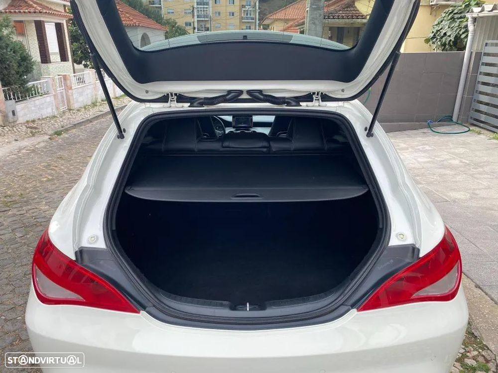 Mercedes-Benz CLA 220 d Shooting Brake Urban Aut. - 5