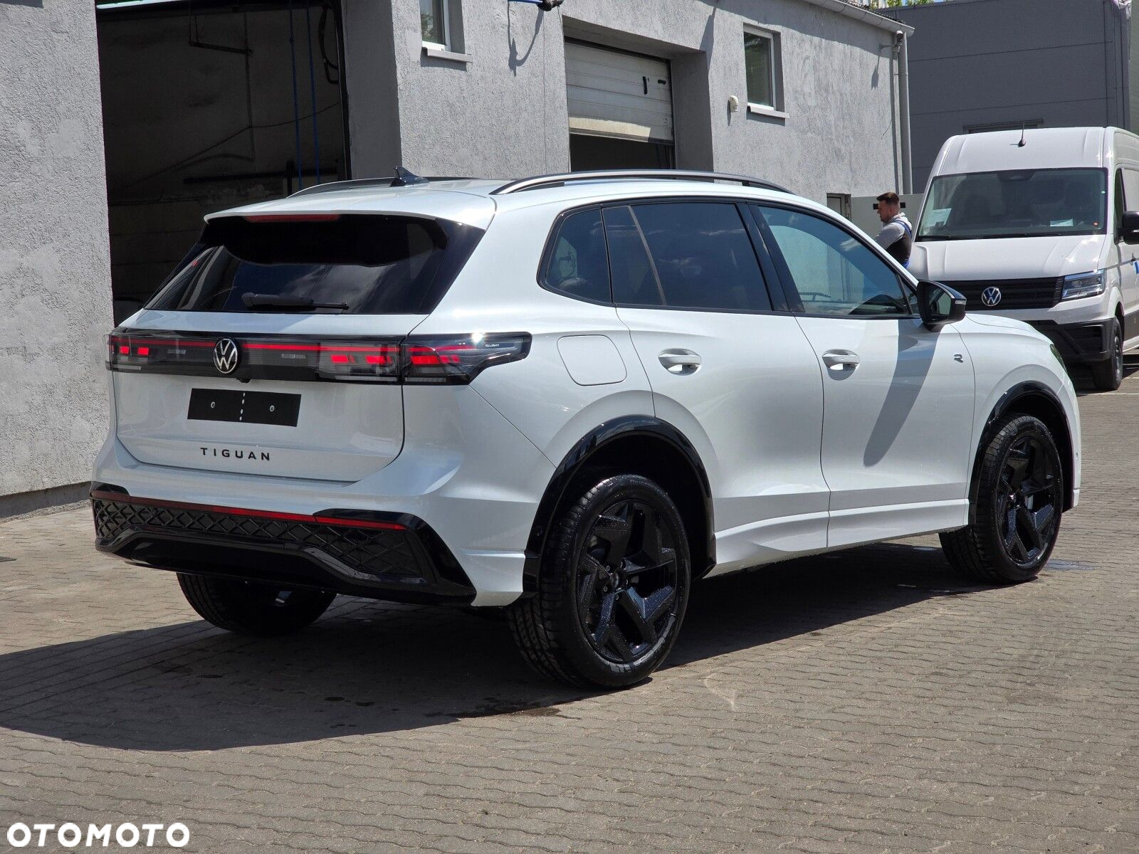 Volkswagen Tiguan - 8