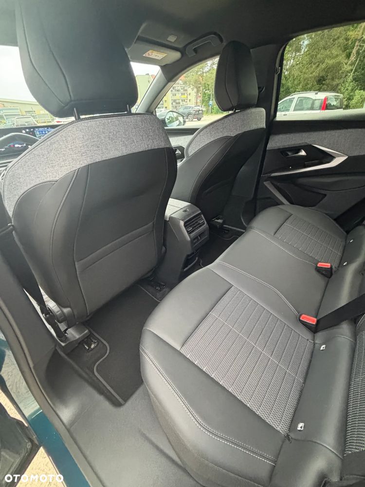 Peugeot 3008 1.2 PureTech mHEV Allure Pack S&S e-DCS6 - 12
