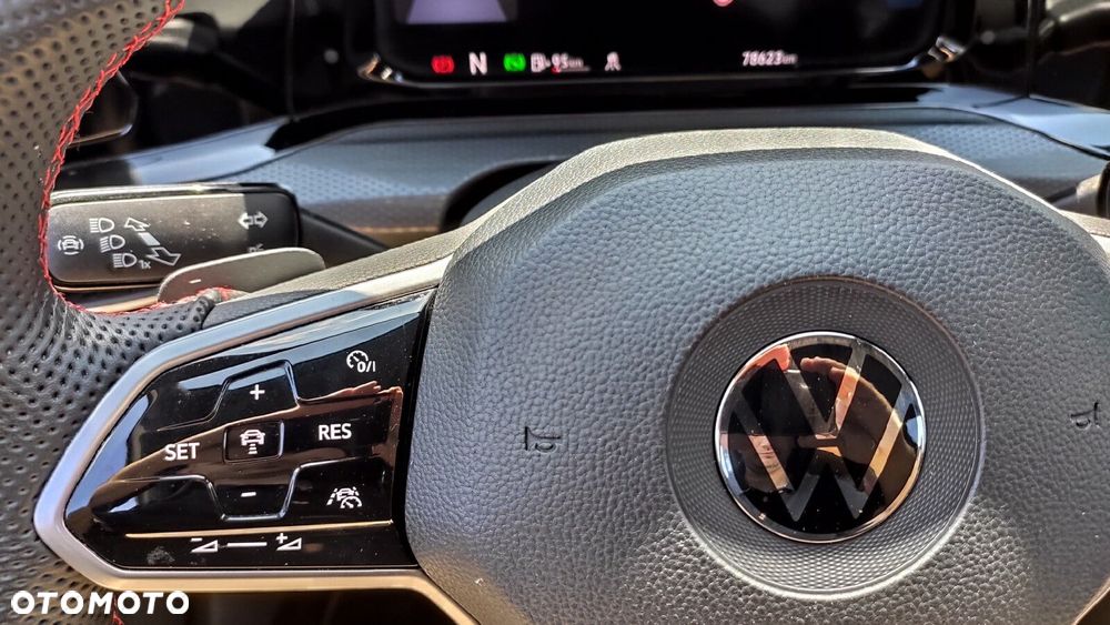 Volkswagen Golf - 15