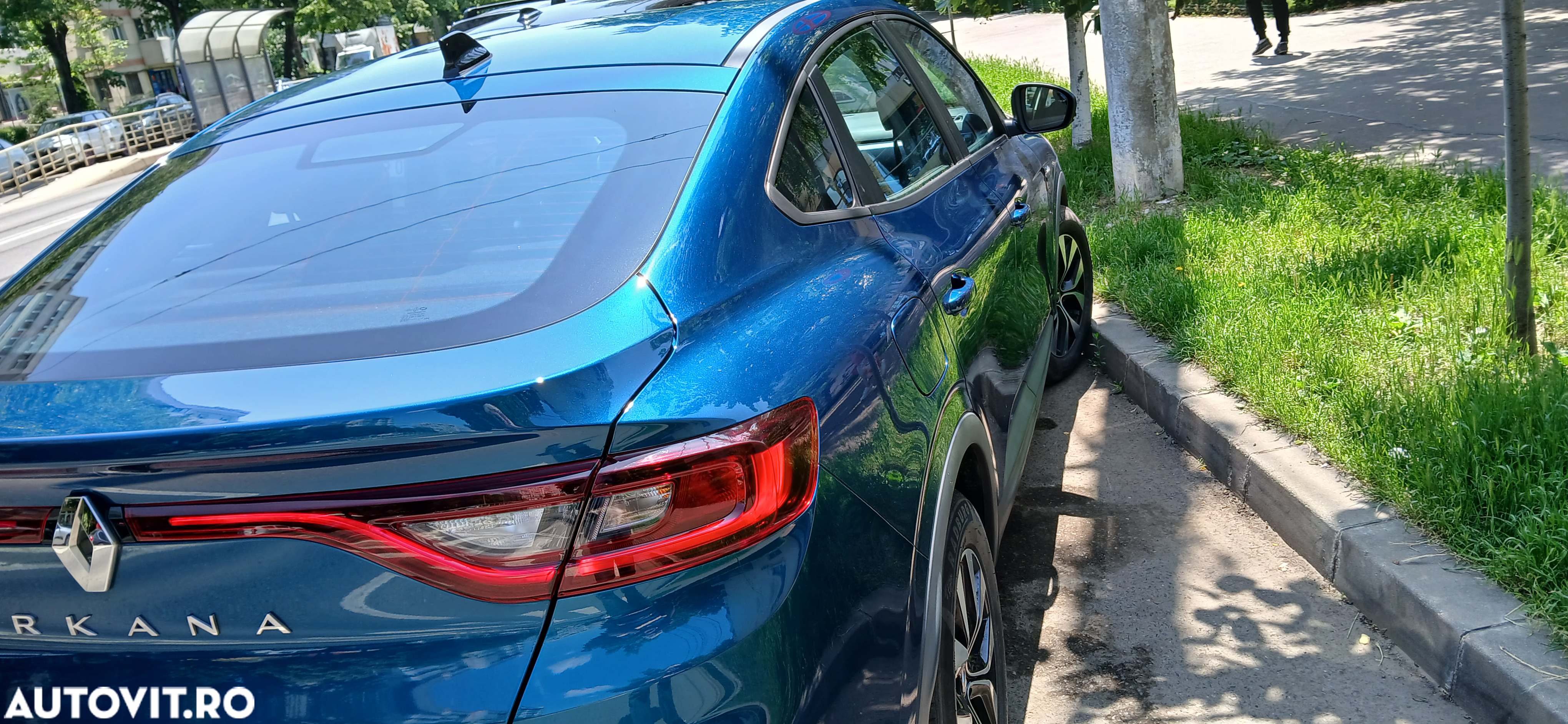 Renault Arkana E-TECH Hybrid Intens - 6