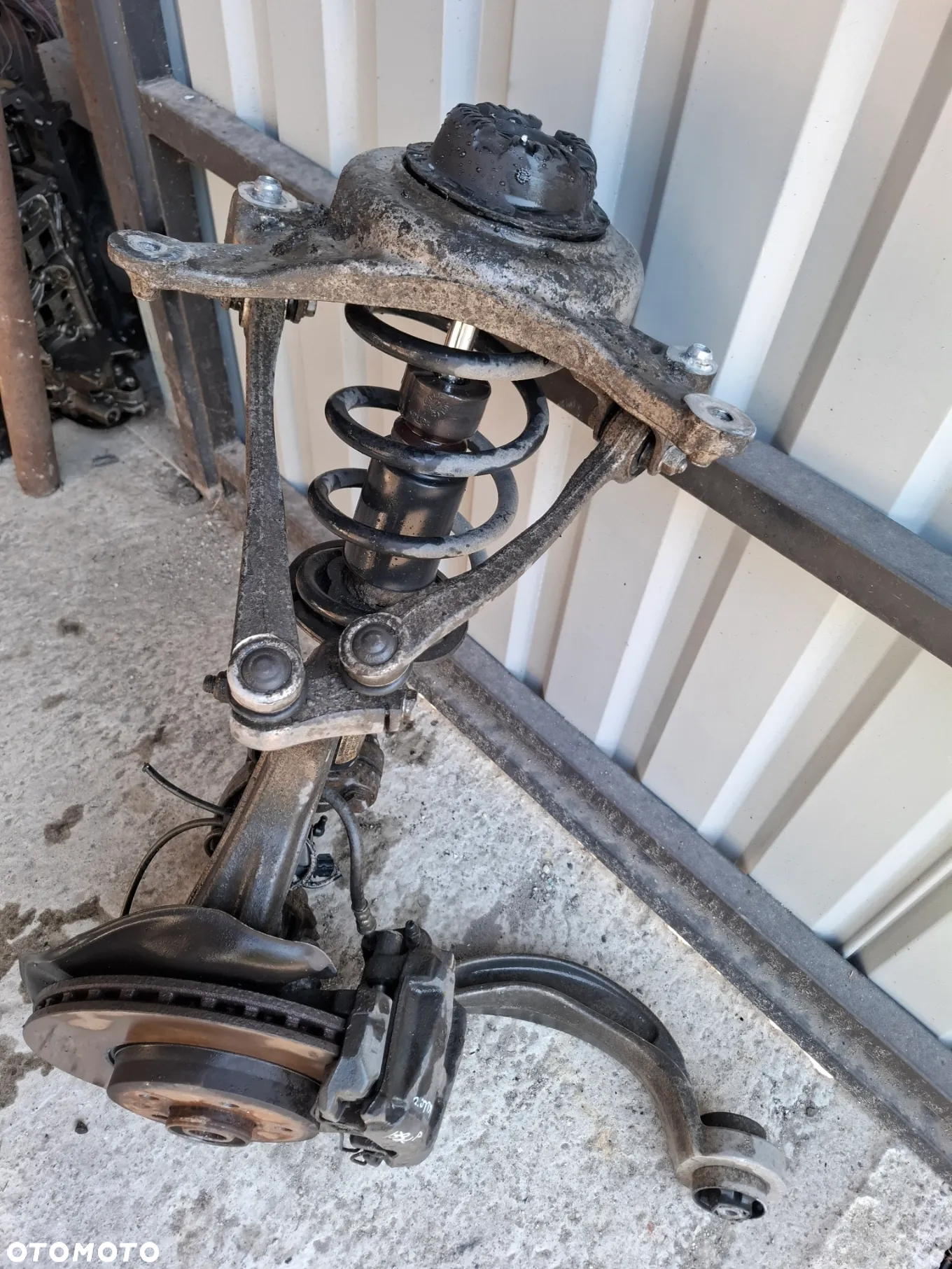 ZWROTNICA LEWA WAHACZE ZACISK 322mm MCPHERSON AUDI A4 B8 A5 8T Q5 2.0TDI SLASK WYSYLKA - 5