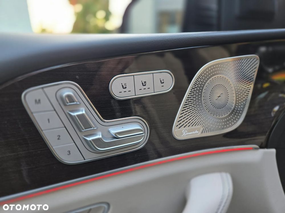 Mercedes-Benz GLS - 19