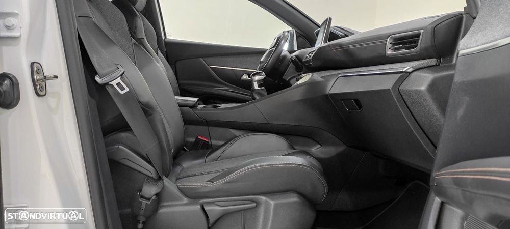 Peugeot 3008 1.5 BlueHDi GT Line - 23