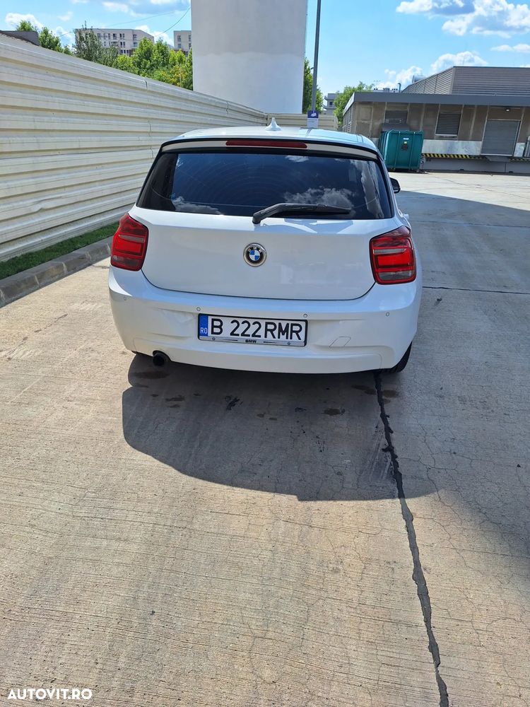 BMW Seria 1 114i - 4