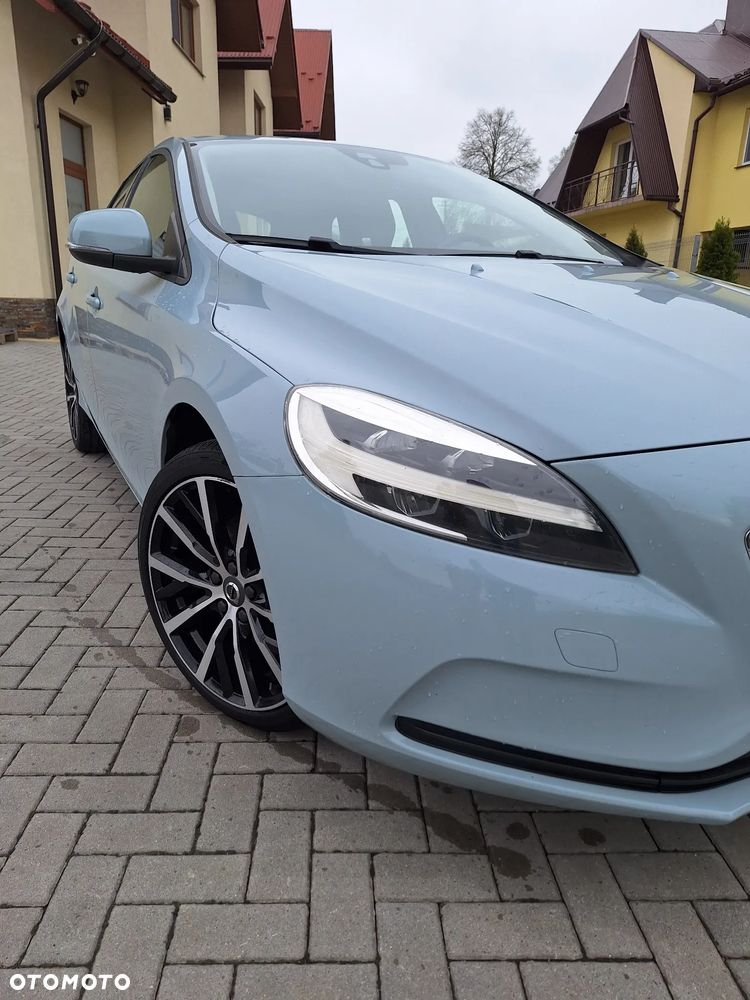Volvo V40 D2 Momentum - 32