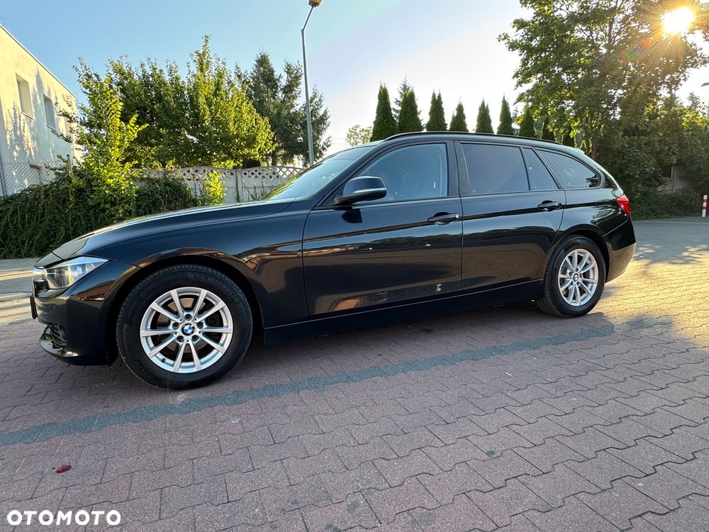 BMW Seria 3 318d Blue Performance - 11