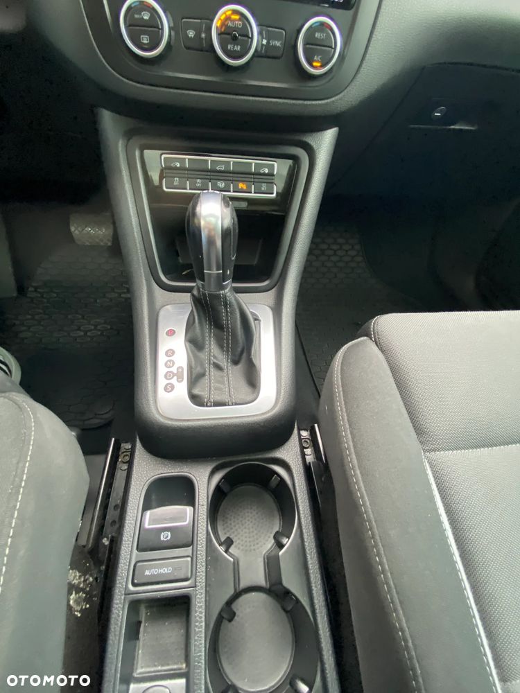 Volkswagen Sharan 2.0 TDI Highline DSG - 24